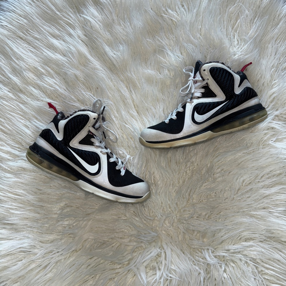 Nike LeBron 9 Freegums 2011